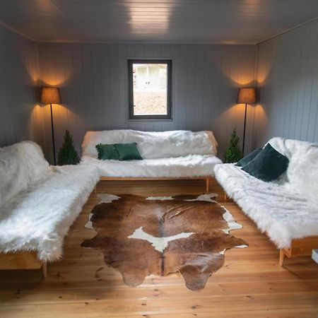 Отель Maly Oslov Glamping Экстерьер фото